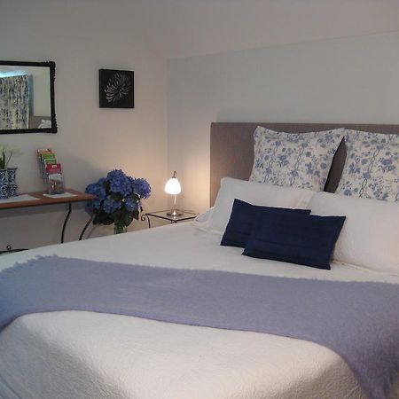 Finlay Banks Boutique Bed & Breakfast ไครสต์เชิร์ช ภายนอก รูปภาพ