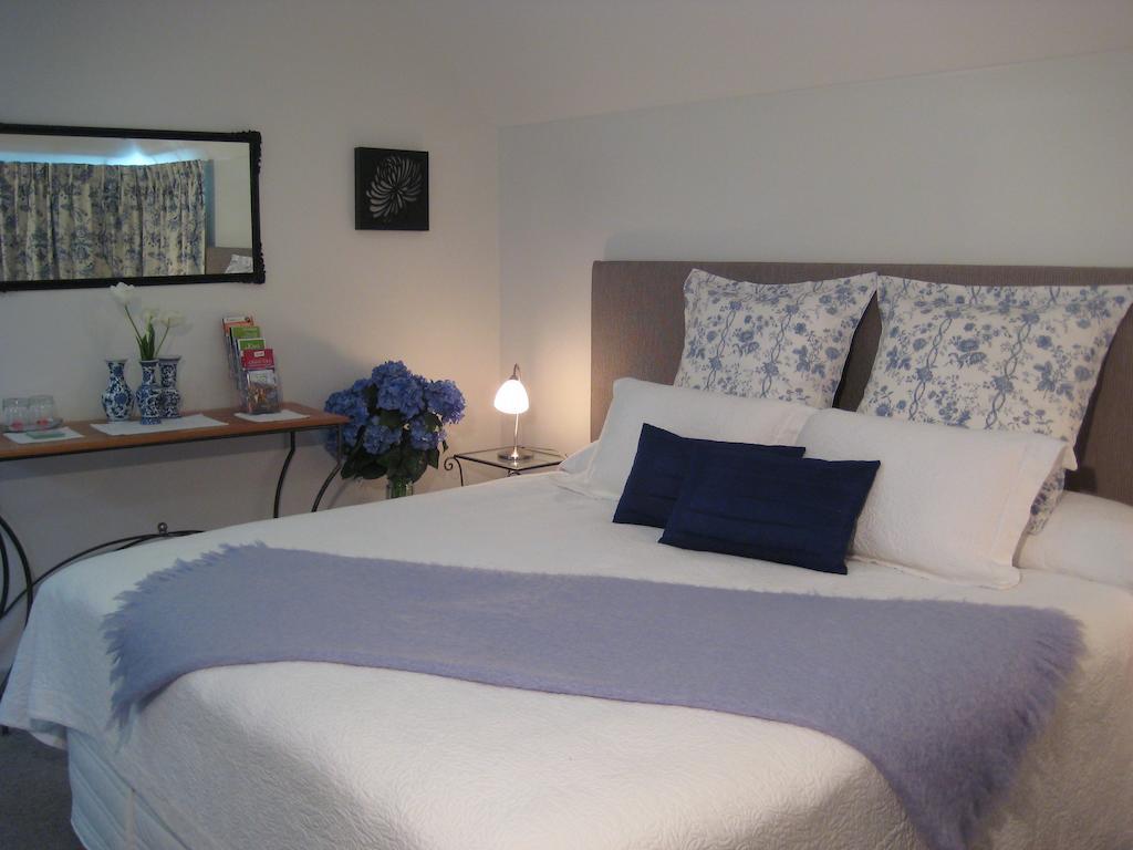 Finlay Banks Boutique Bed & Breakfast ไครสต์เชิร์ช ภายนอก รูปภาพ